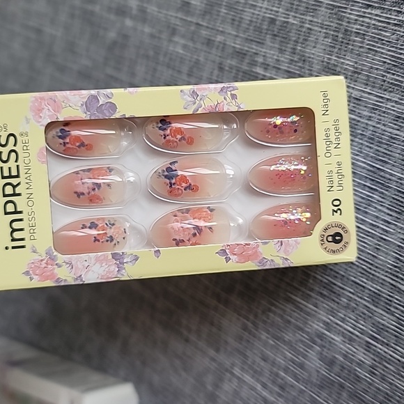 2 Packs imPRESS X LoveShackFancy Press On Nails Limited Edition New - Picture 3 of 5